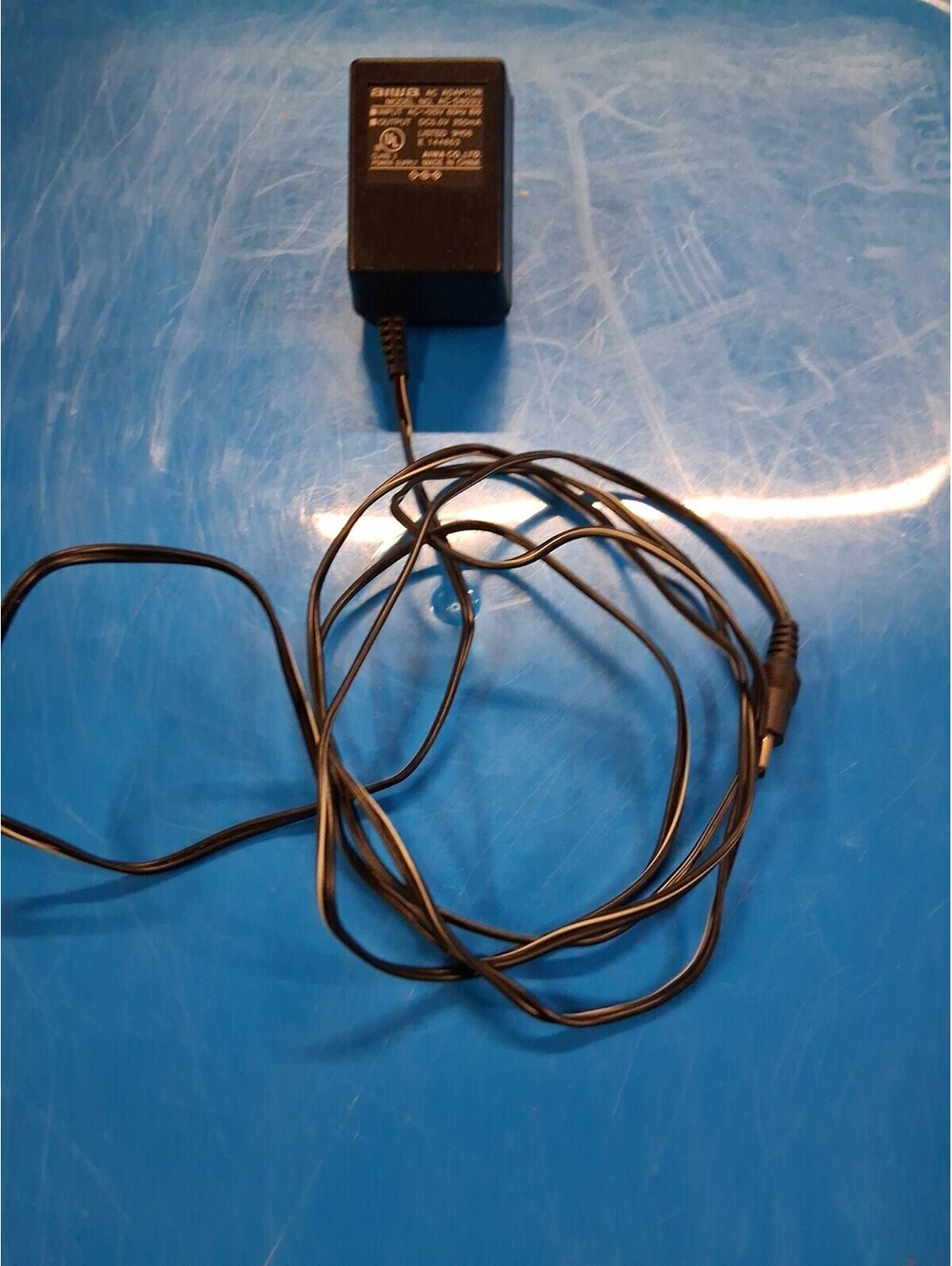 Original AIWA AC Adaptor Model AC-A62U Input AC 120V 60Hz Output DC 6V 300mA